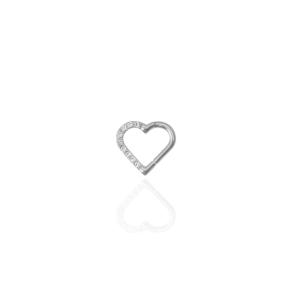 Coração cravejada para Daith titânio natural 8mm - Orelha direita